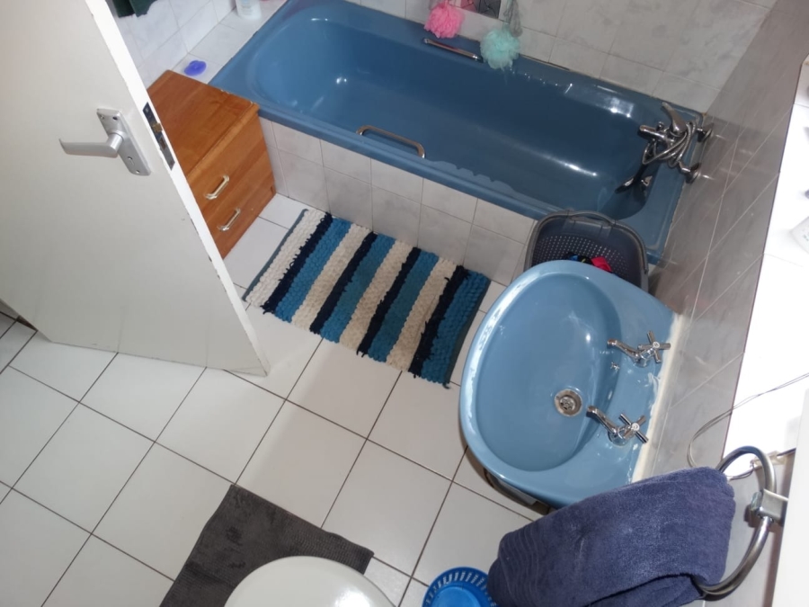 3 Bedroom Property for Sale in Geelhoutpark North West